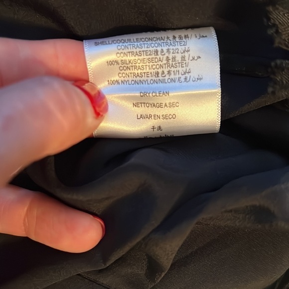 BCBGMAXAZRIA Black Silk and Lace Top Size 4 - Picture 11 of 11